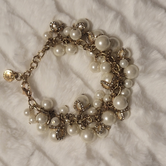 Beautiful Pearl bracelet - Picture 1 of 4